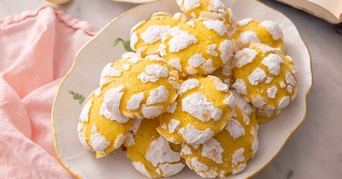 Unlock Chewy Lemon Crinkles: The Dough Chill Secret